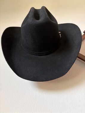 Justin Black Felt Cowboy Hat - Men's Western Hat